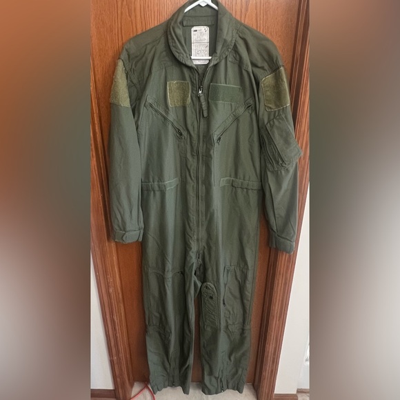 1990’s to 2000’s style Air Force Flight Suit Size 42R - Picture 1 of 3